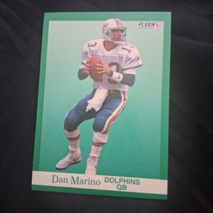Dan Marino Fleer '91 Football Card